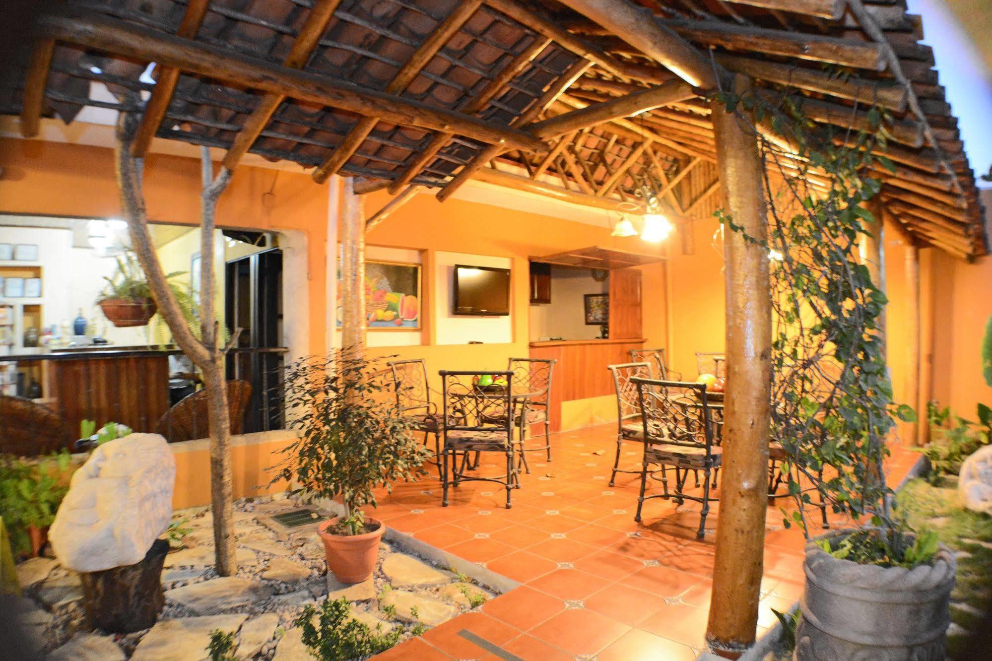 Hotel Colonnade Nicaragua Managua Extérieur photo